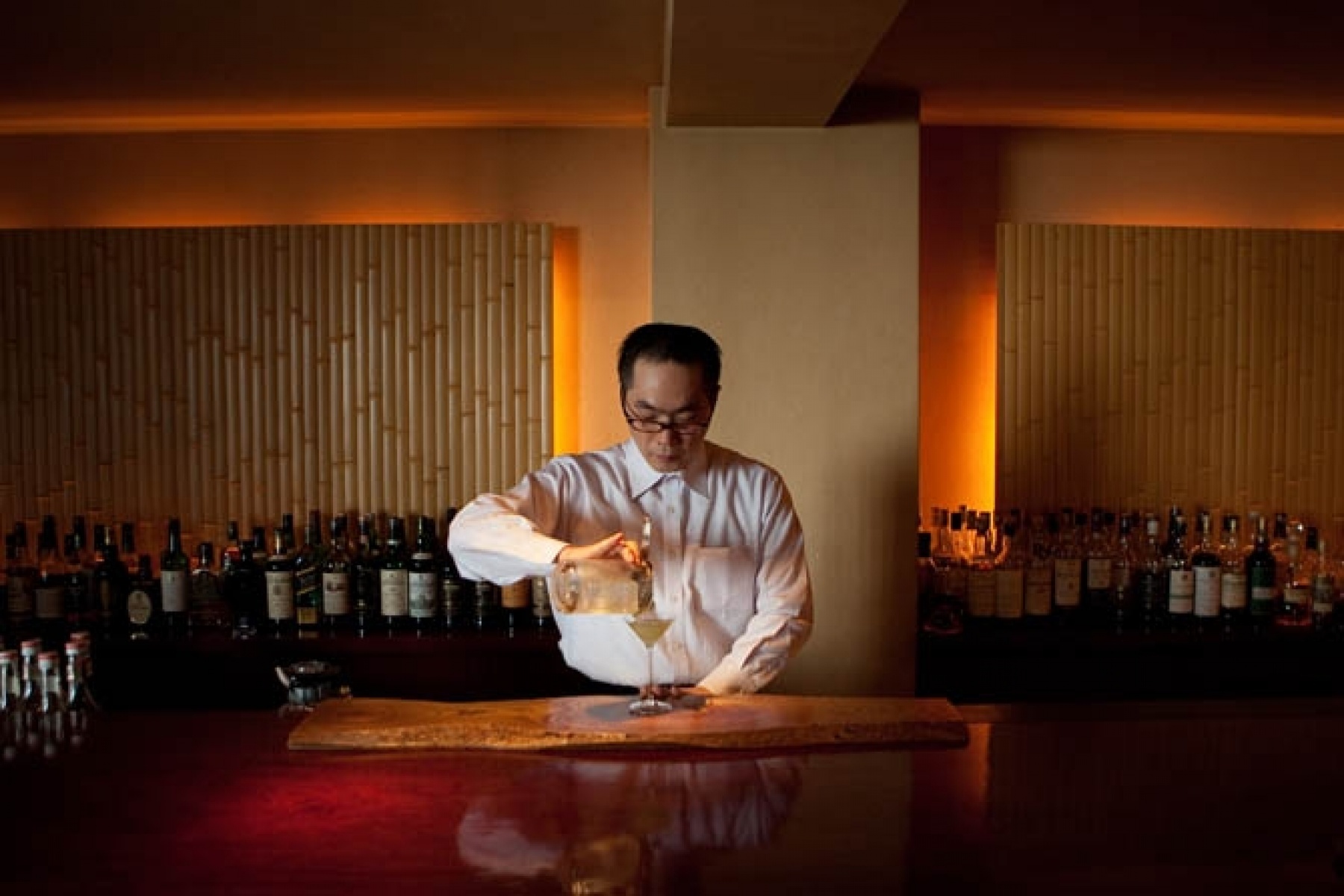 分解・再構築を経て
その先のカクテル世界へ。＜前編＞
