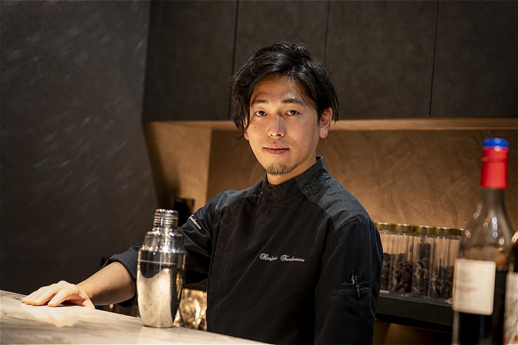 ROND-POINT：
人気ショコラトリーの扉の奥
わずか5席のスピークイージー！
₋ 前編 -
