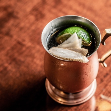 ショウガとゴボウのモスコミュール