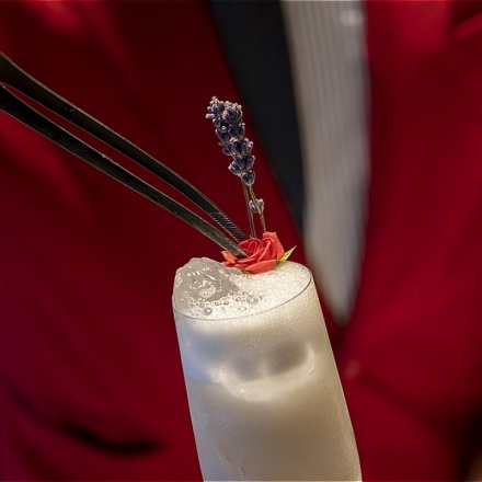 シャンプス ド ヴァイオレット