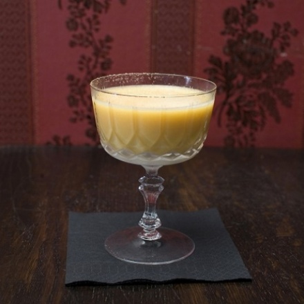 バーボン・ビア・フリップ