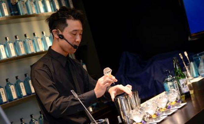 2015年 - ワールズ モスト イマジネイティブ バーテンダー /Bombay Sapphire